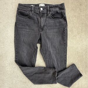 Universal Thread Women’s High-Rise Skinny Jeans (Size 12)